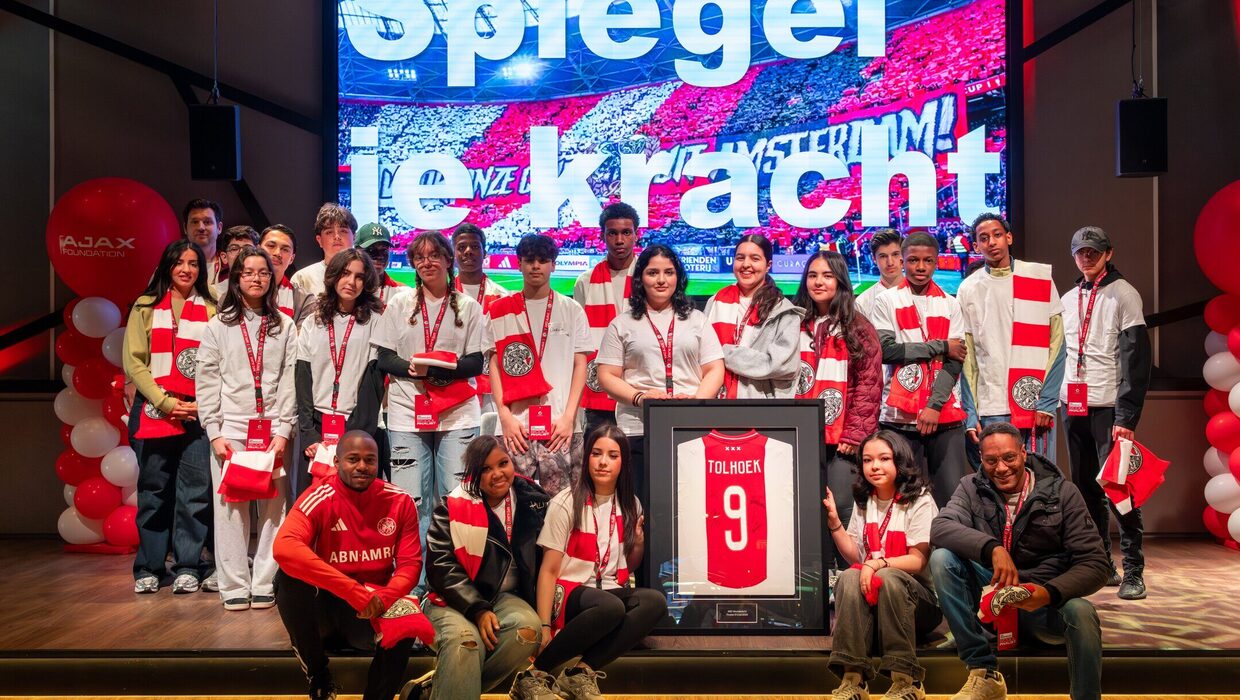 Ajax-260408-1